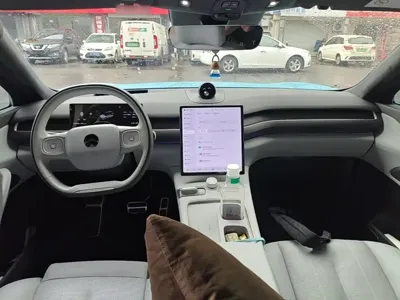 Nio ES8