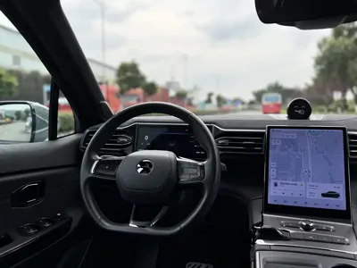Nio EC6
