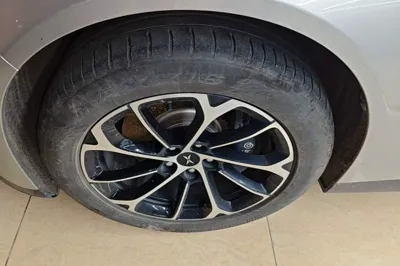 Xpeng P7