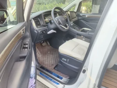 GAC Trumpchi M8