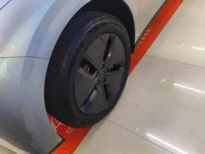 Li Auto Li i6