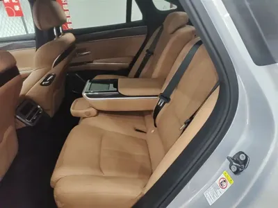 BYD 汉L