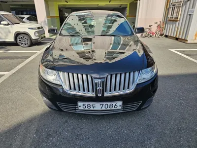 Lincoln MKS