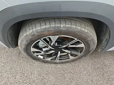 Geely Boyue L