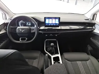 Wuling Jiachen