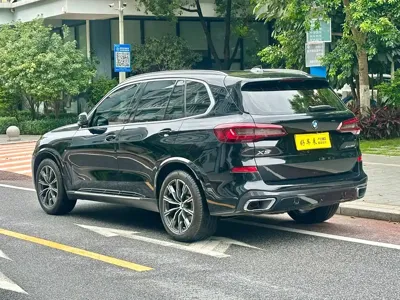 BMW X5 (Import)