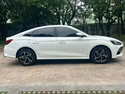 MG MG5