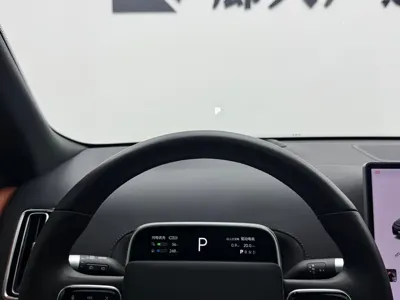 Li Auto Li L8