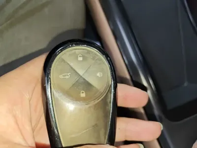 Nio ES8