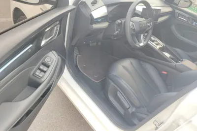 Roewe ei5