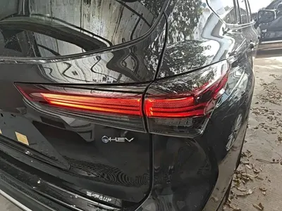 Toyota Crown Kluger