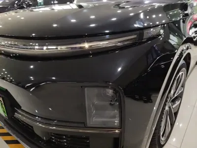 Li Auto Li L7