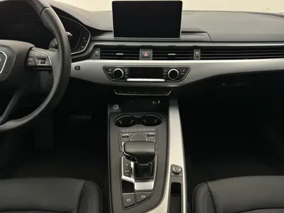 Audi A4 (Import)