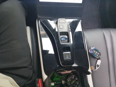 Dongfeng Aeolus Mage