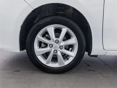 Toyota Yaris L