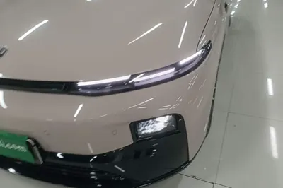 Leapmotor B01
