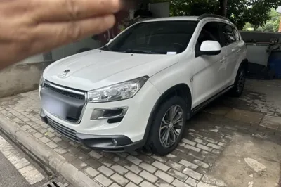 Peugeot 4008