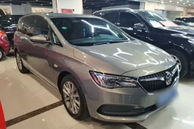 Buick GL6