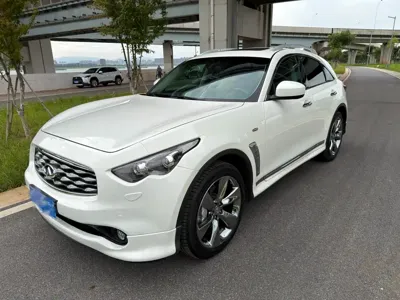 Infiniti FX