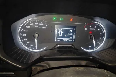 Wuling Asta