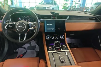 Jaguar XFL
