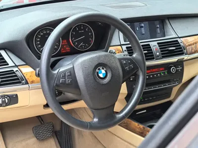 BMW X5 (Import)