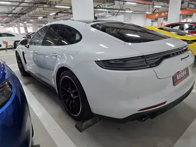 Porsche Panamera Hybrid