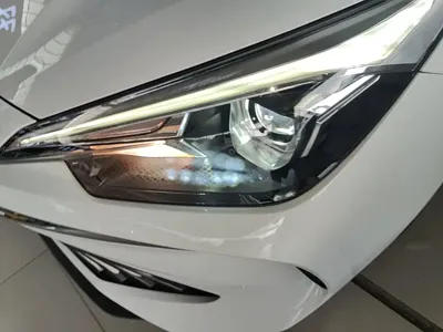 Roewe i5