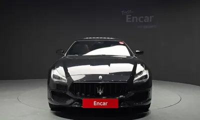 Maserati Quattroporte