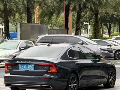 Volvo S60