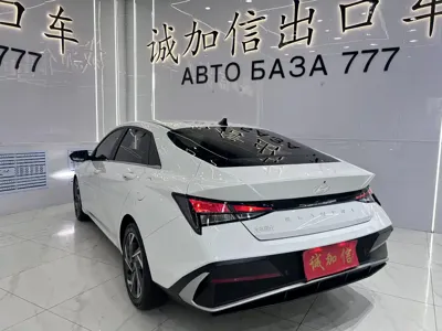 Hyundai Elantra
