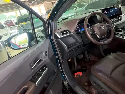 Toyota Granvia
