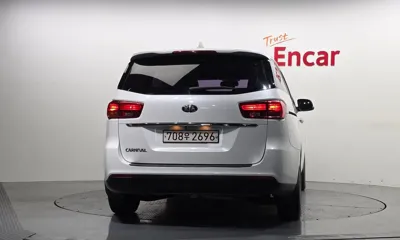 Kia Canival