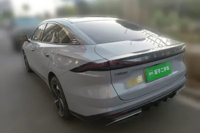 Geely Galaxy L6