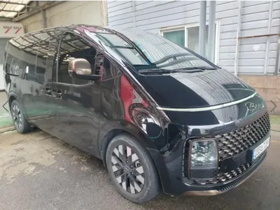 Hyundai Staria