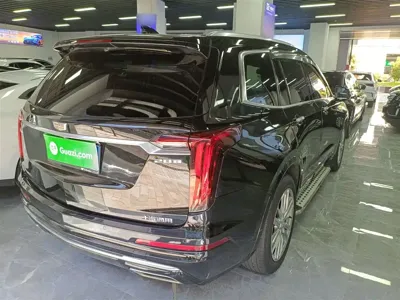 Cadillac XT6