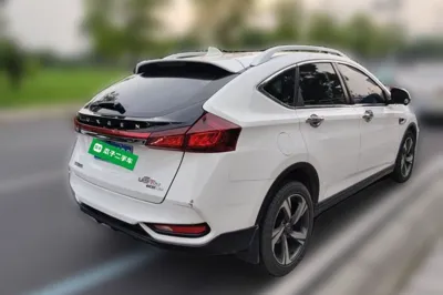 Luxgen U6 SUV