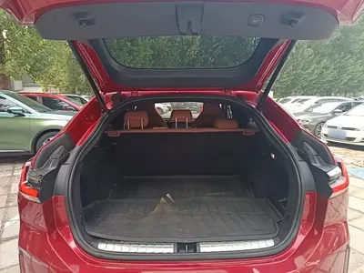 Nio EC6
