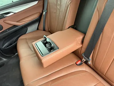 BMW X5 (Import)