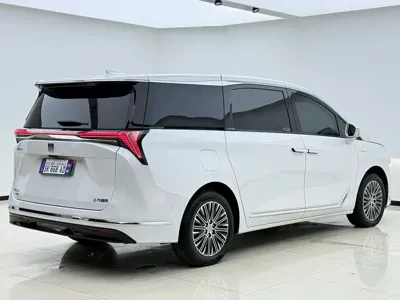 Buick GL8 Hybrid