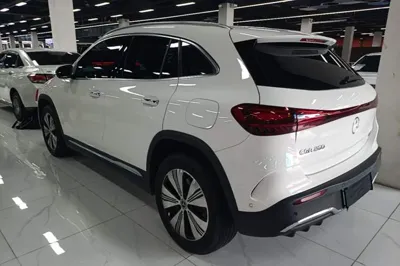 Mercedes-Benz EQA