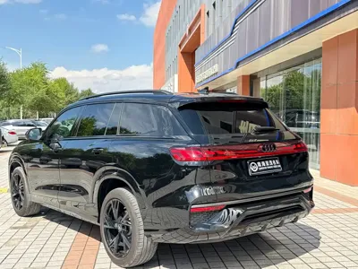 Audi Q6
