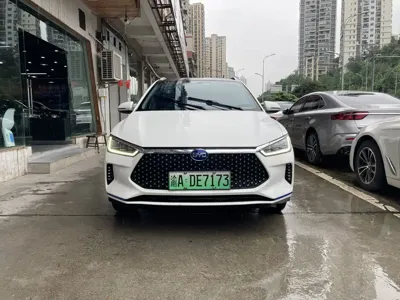 BYD e2