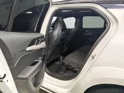Lynk & Co 02 Hatchback