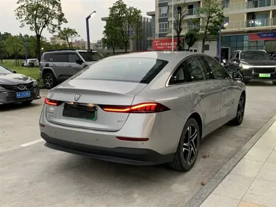 Roewe D7