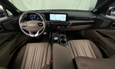 Kia K8