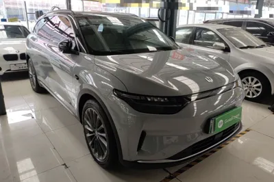 Leapmotor C11