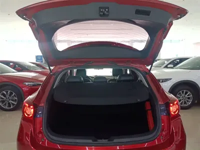 Mazda 3 Axela