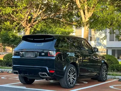 Land Rover Sport