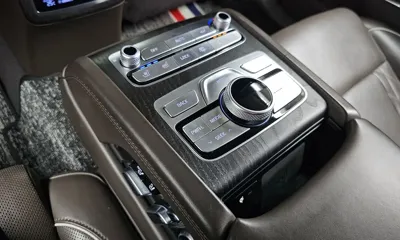 Kia K9